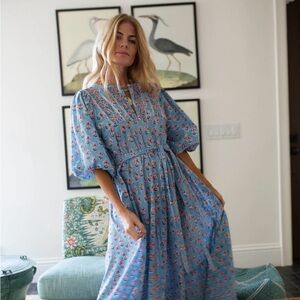 BRAND NEW, never worn Marea house dress. Beautiful and works for all occasions!